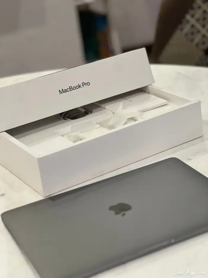 جهاز ماك بوك برو 13 بوصة معالج m1 1