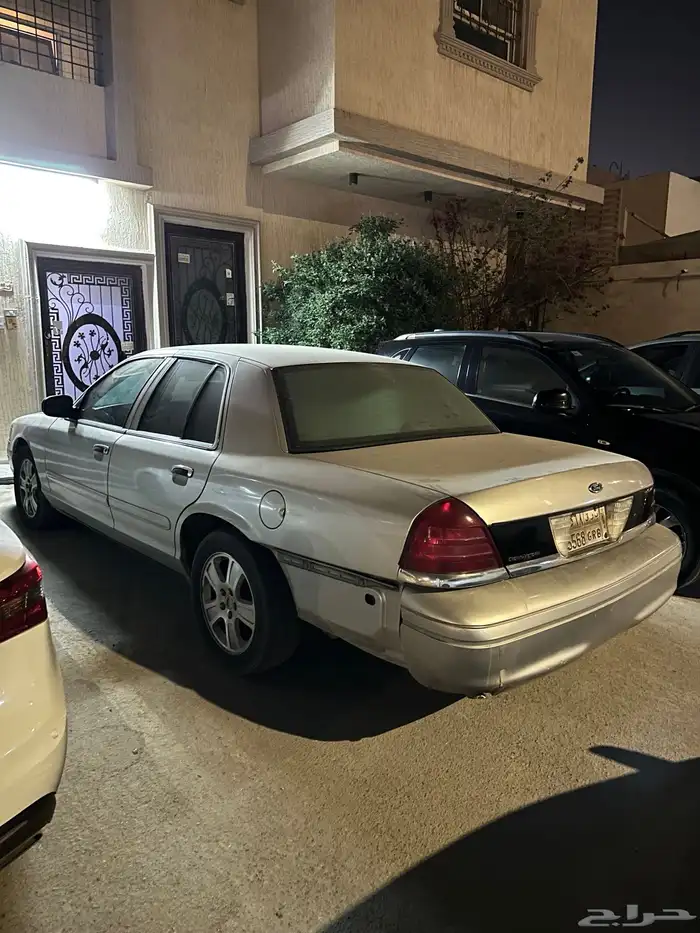 فورد للبيع 1