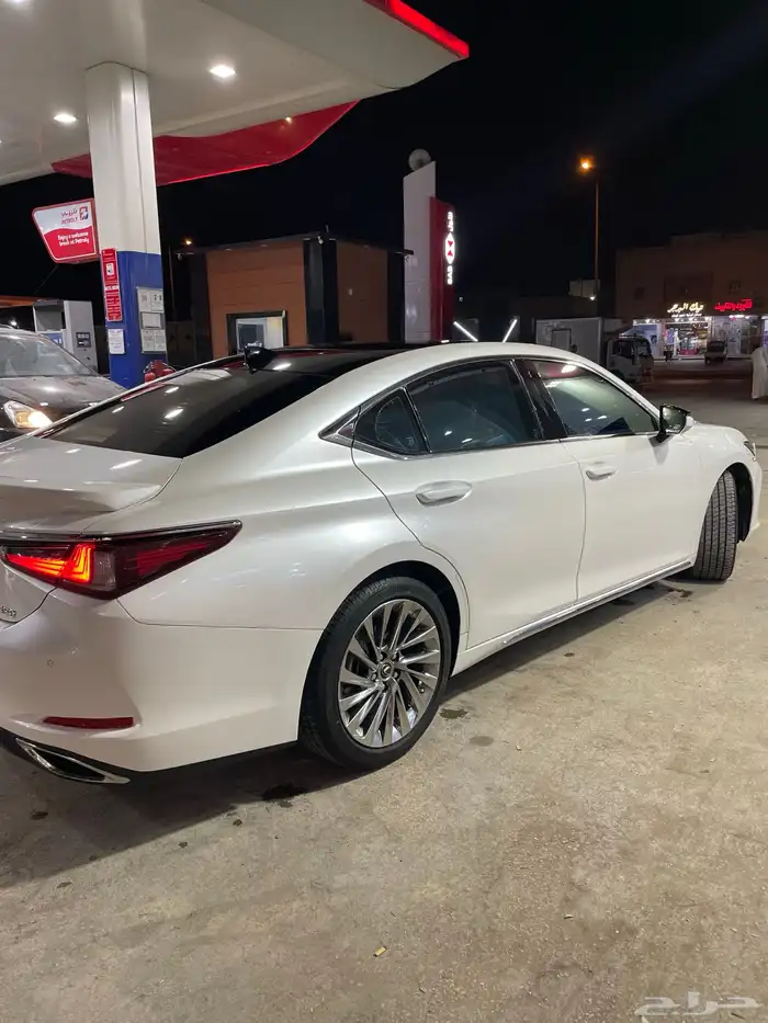 لكزس سعودي es350 CC 2