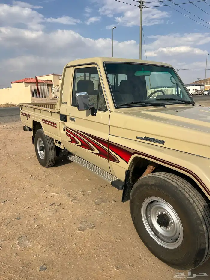 للبيع جيب شاص مديل 2006 ماشي 294 3