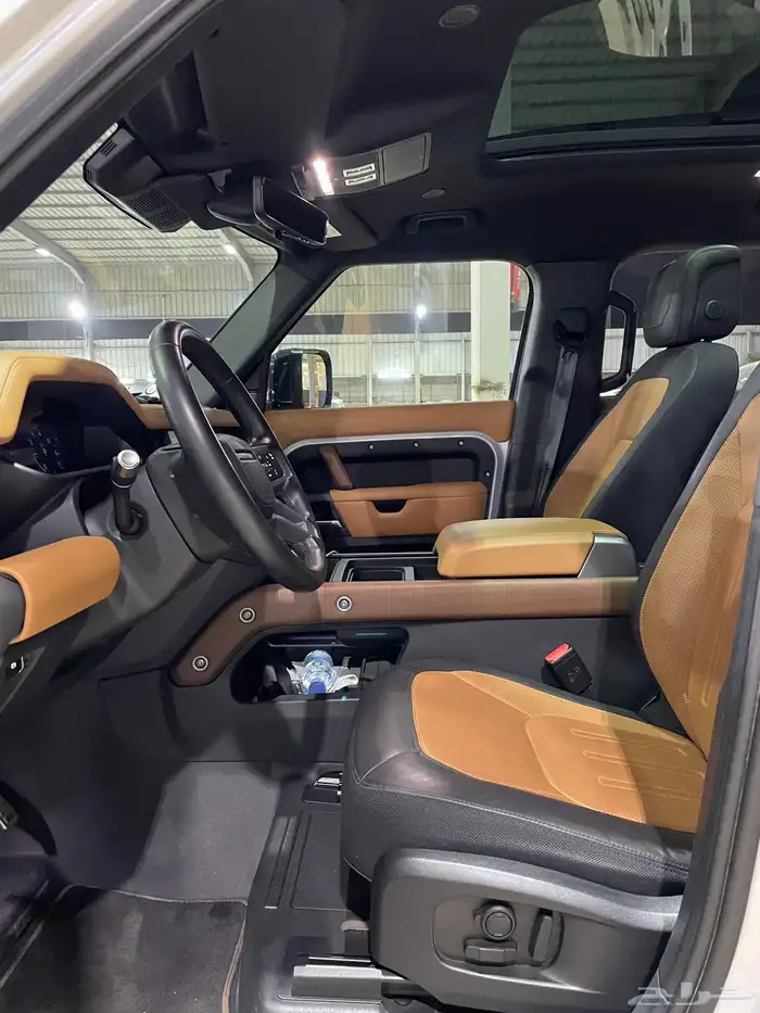 لاندروفر ديفندر X110 خليجي 2021 شبه جديد 14