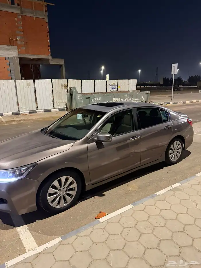 هوندا اكورد 1