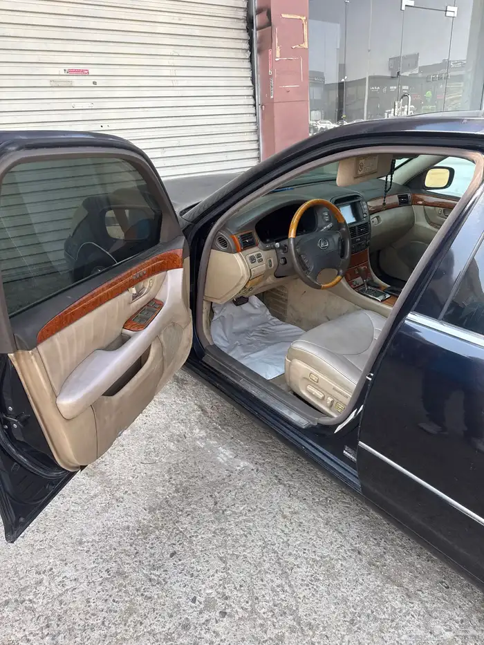 للبيع لكزس 430LS 8