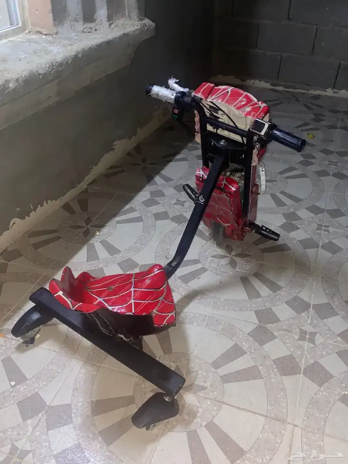 اسكوتر للبيع مع الشاحن 2