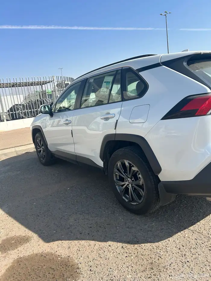 جيب راف فور 2023 ابيض لؤلؤي 5