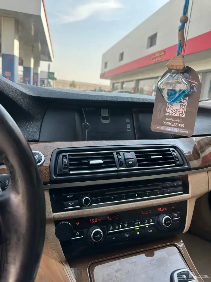 بي ام دبليو الفئه الخامسة 2011 16