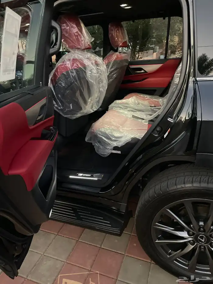 لكزس 2024 f يحمل لوحه مميزه 11