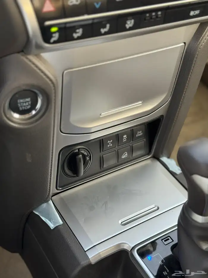 للبيع تويوتا برادو 2020 25