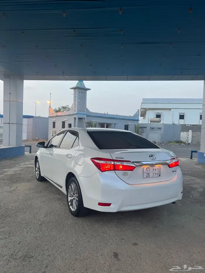 كورولا 2015 نص فل نظيفة 1