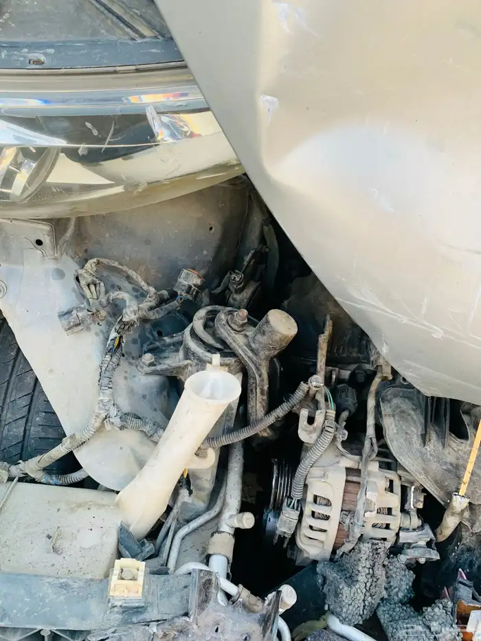 فوليستر 2012 هيونداي مصدومة للبيع 54