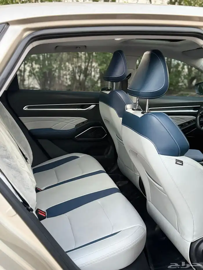 جيلي إمجراند 7 2023 فل كامل بودي وكاله 10