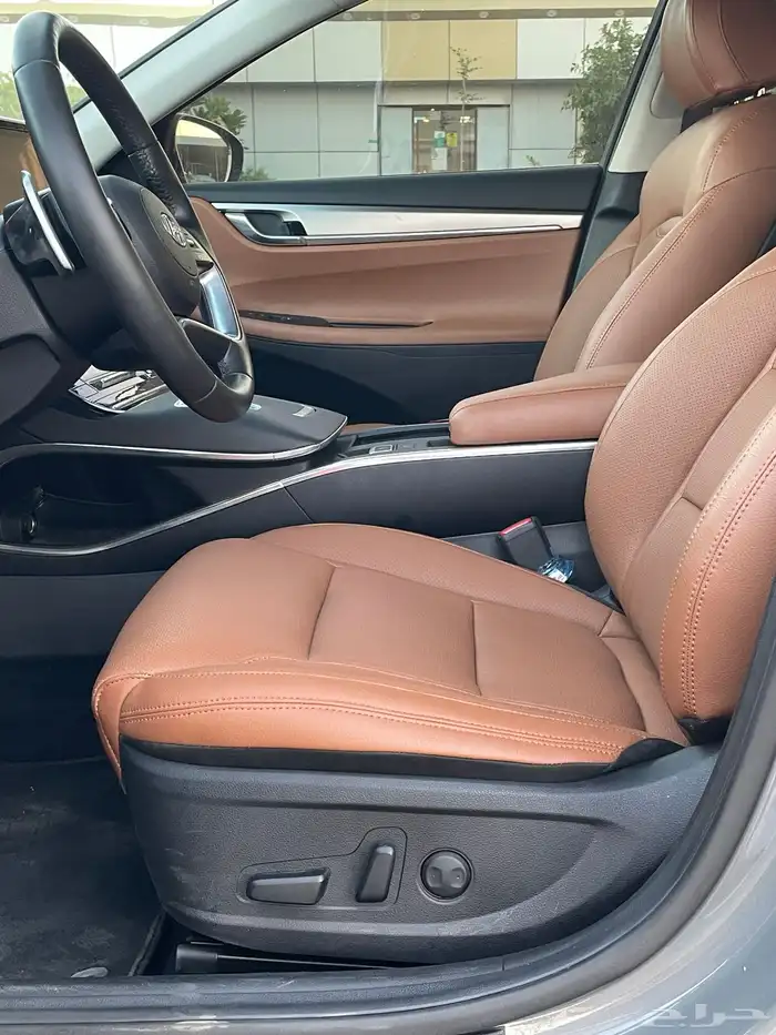 هوانداي ازيرا 2022 بنزين بطاقه جمركيه وارد كوريا 8