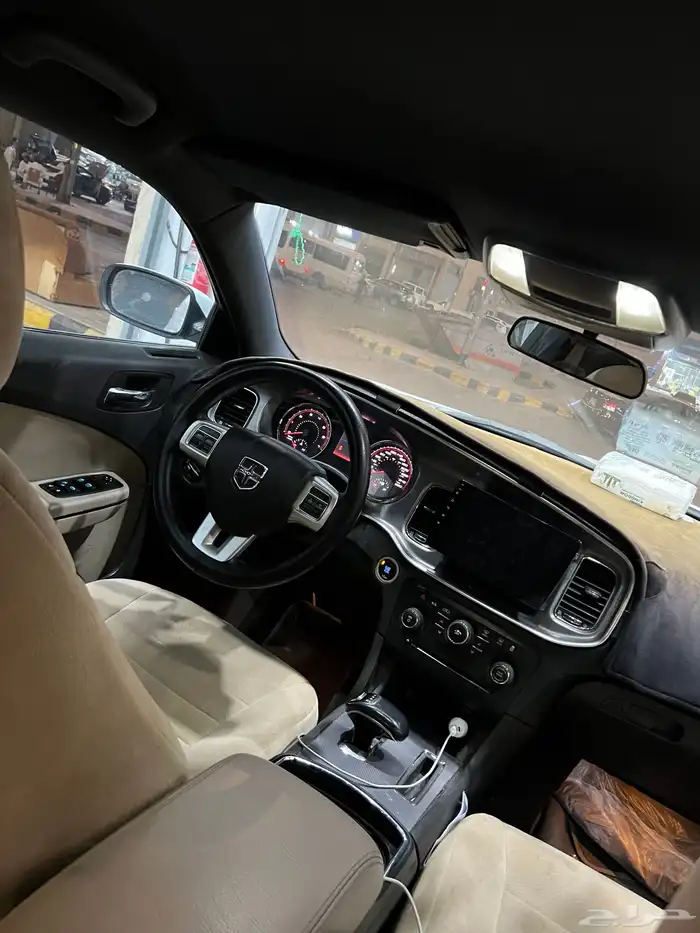 دودج تشارجر نضيف 2