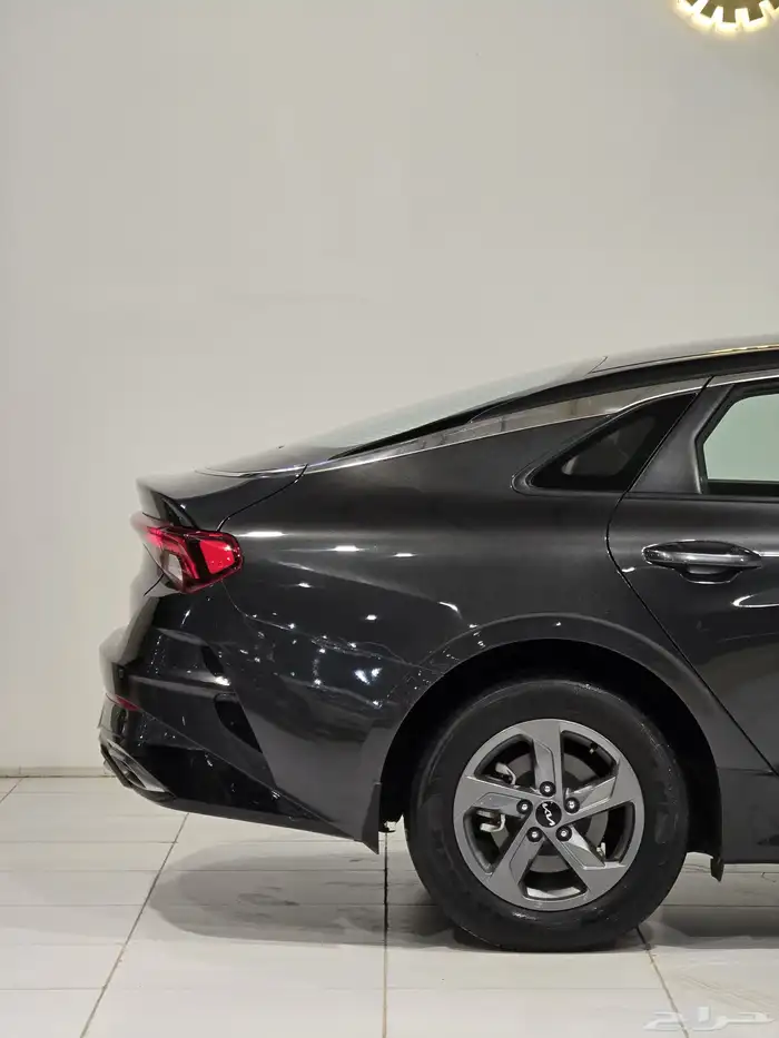 كيا K5 موديل 2022 بحاله الوكاله 7