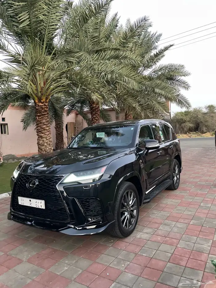 لكزس 2024 f يحمل لوحه مميزه 9