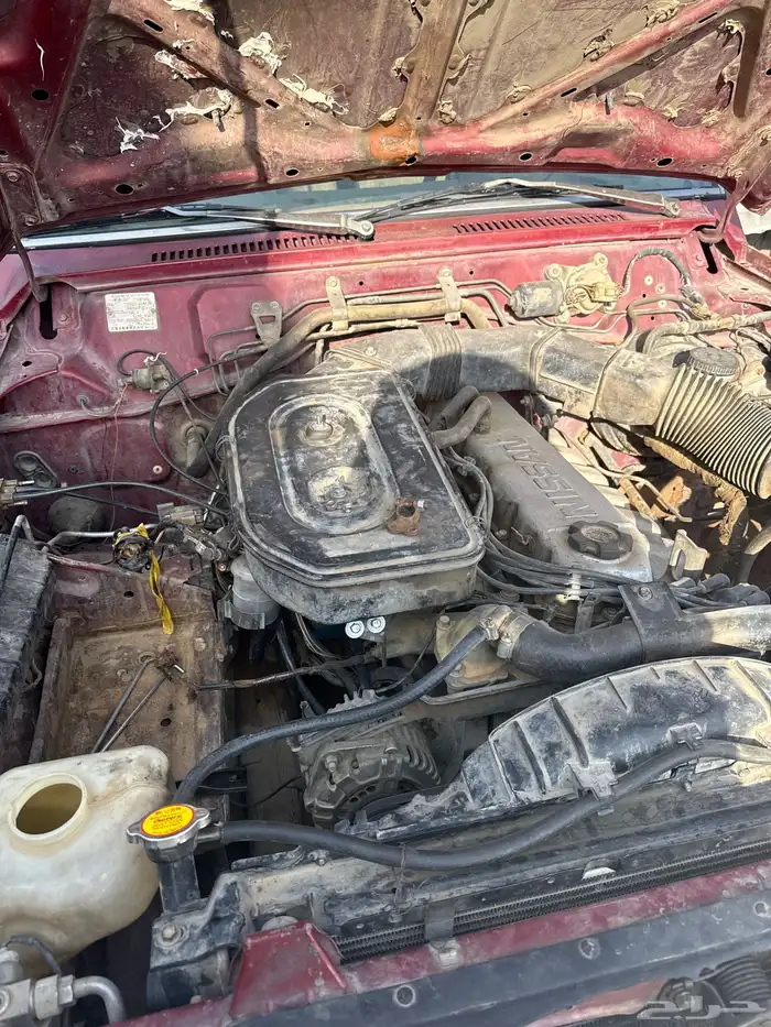 جيب نيسان 1990 تشليح المطلق في الحوية 1