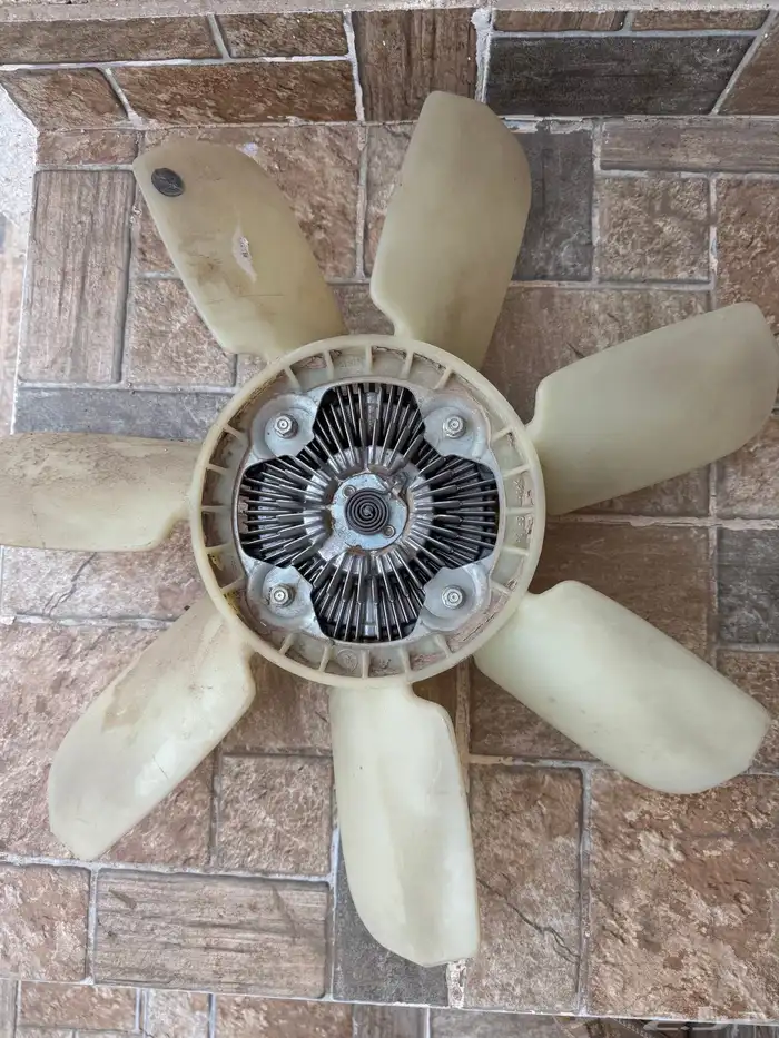 قطع لاندكروزر 2010 4