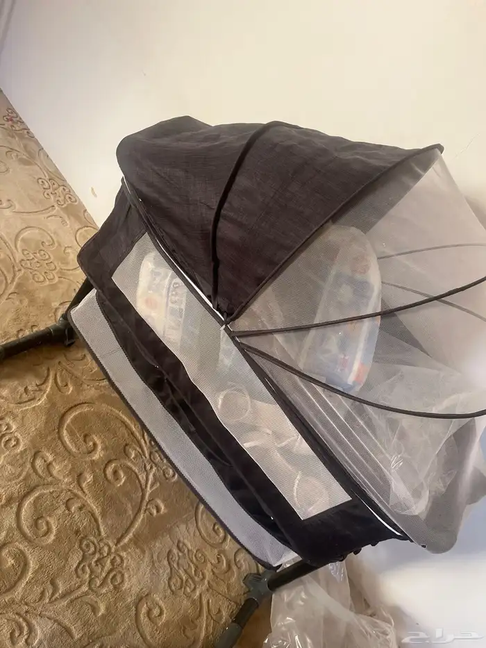سرير أطفال 0