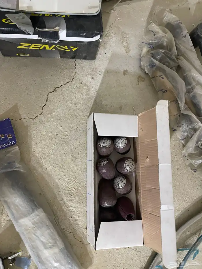 قطع غيار امريكي وياباني قديم 25