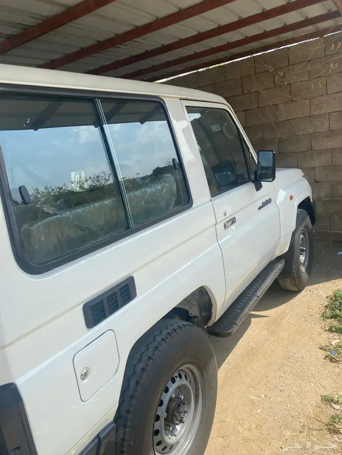 جيب   ربع بوليسي 0