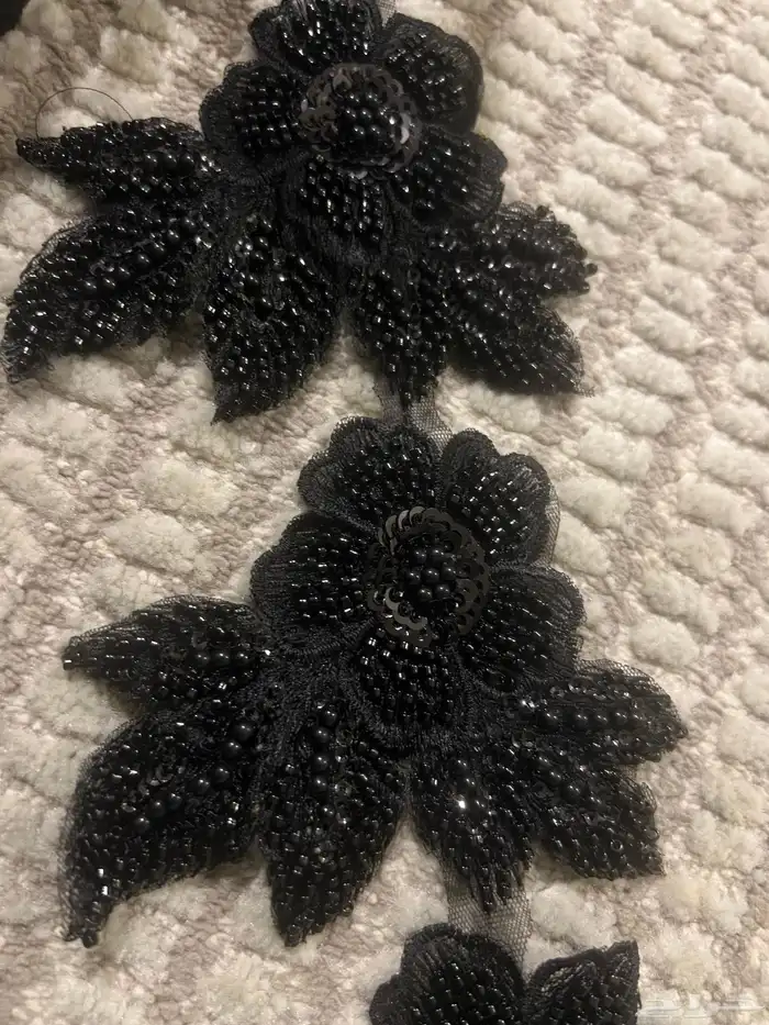 اغراض متجرللعبايات للبيع للبيع اقمشه وكلف عبايات جديده 29