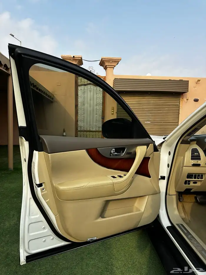 انفينتي FX37 13