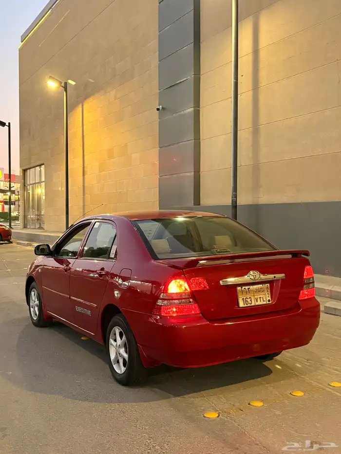 للبيع  كرولا موديل 2004 1