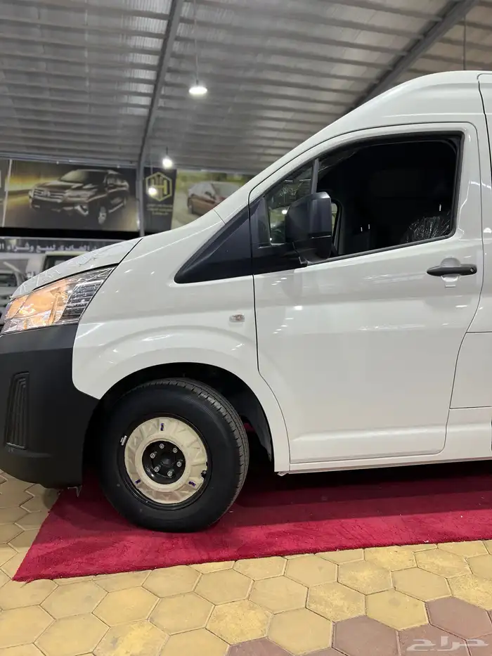 تويوتا هاي اس بضاعة سقف عالي ديزل يدوي2026 جديد 170.200شامل 2