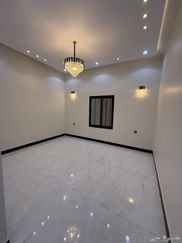 للبيع دور أرضي (شقه )بعماره دورين حي الراقي خميس مشيط 600 11