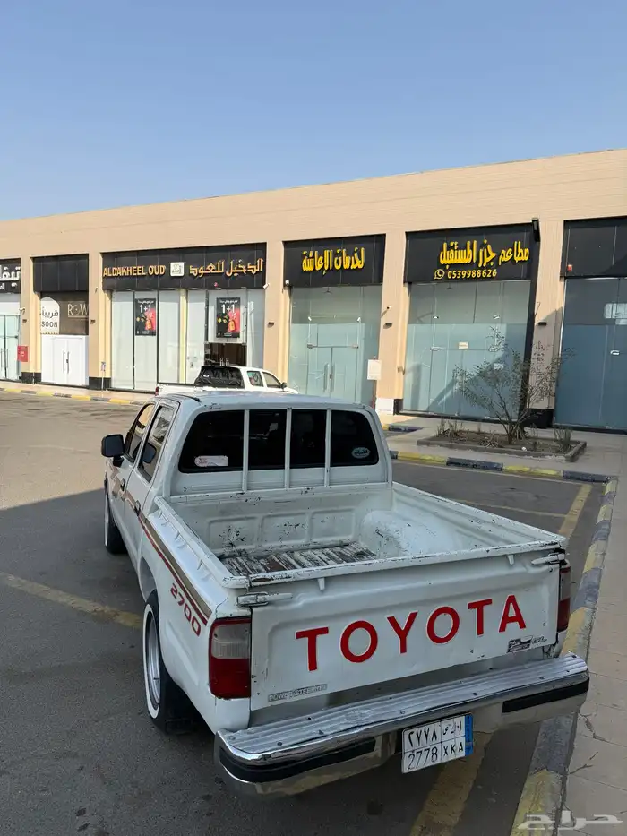 هايلوكس 2000 10