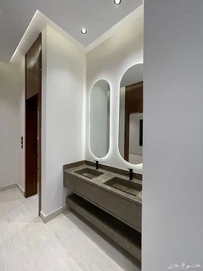 للبيع شقه روف أرضي دوبلكس بالمحاله ابها 3