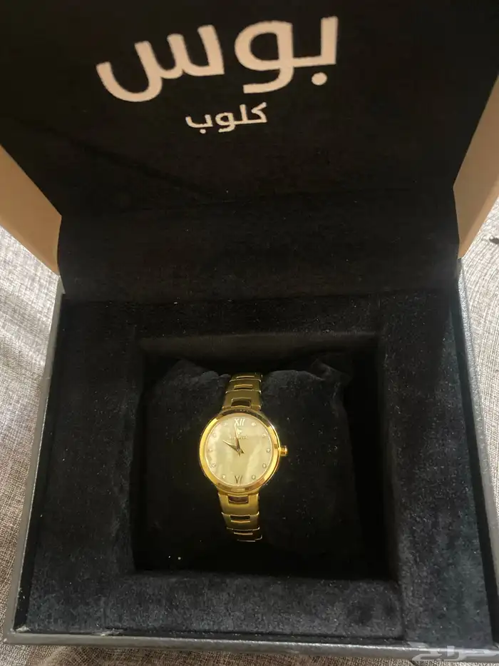 ساعه  نسائية  بوس كلوب 0