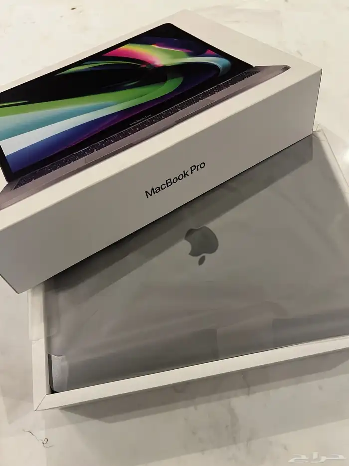 جهاز ماك بوك برو 13 بوصة معالج m1 3