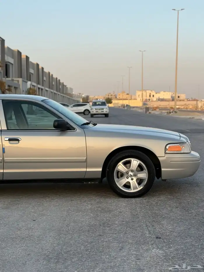 فورد فكتوريا سعودي وكالة 2011 1