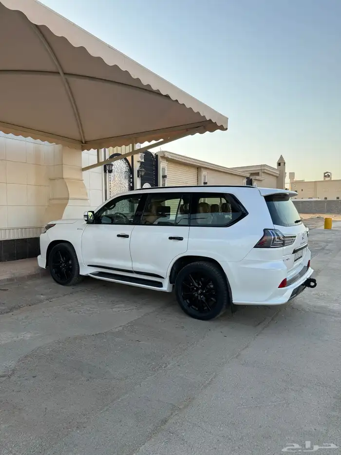 لكزس 2016 بريمي 0