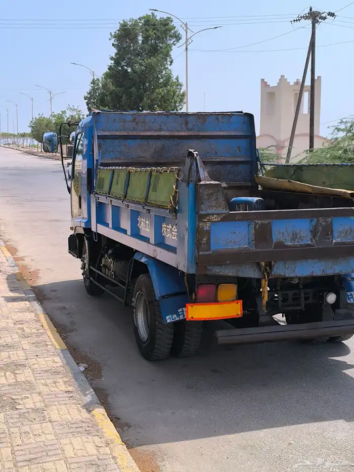 قلاب ايسوزو حضرموت 4