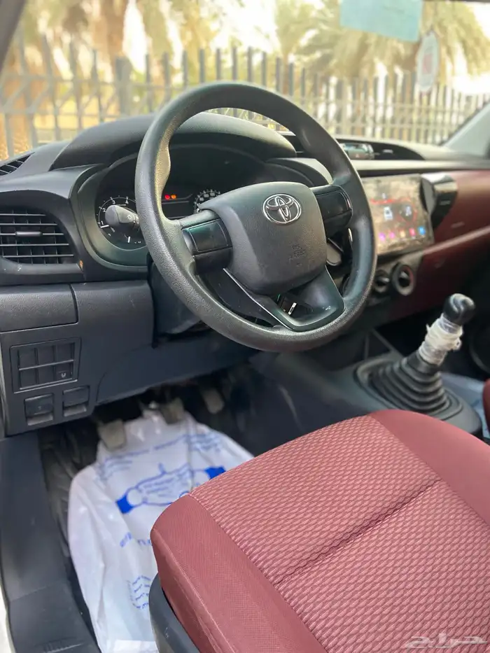 تويوتا هايلوكس   2023 عادي 15