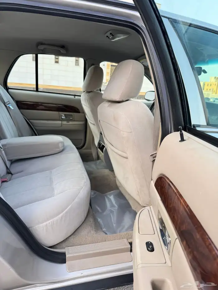 فورد جراند ماركيز 2008 سعودي 15