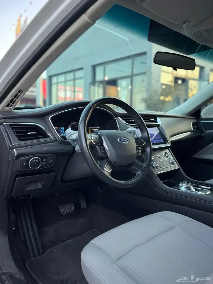 فورد تورس 2022 10