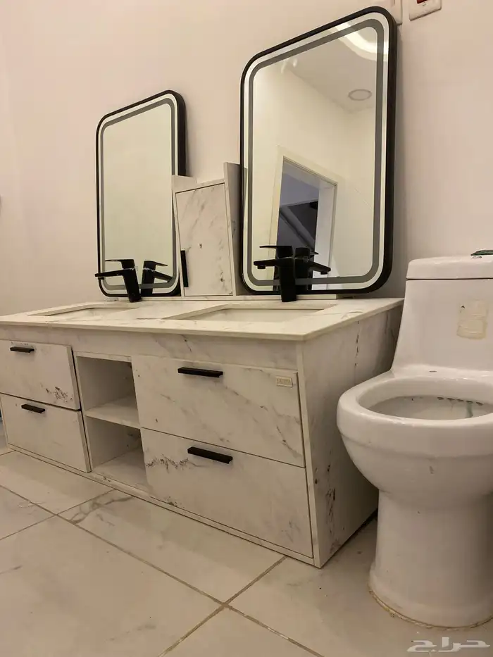 مغسلة مع الرخام والمراياة 2 افرنجي 1 سخان المها 6