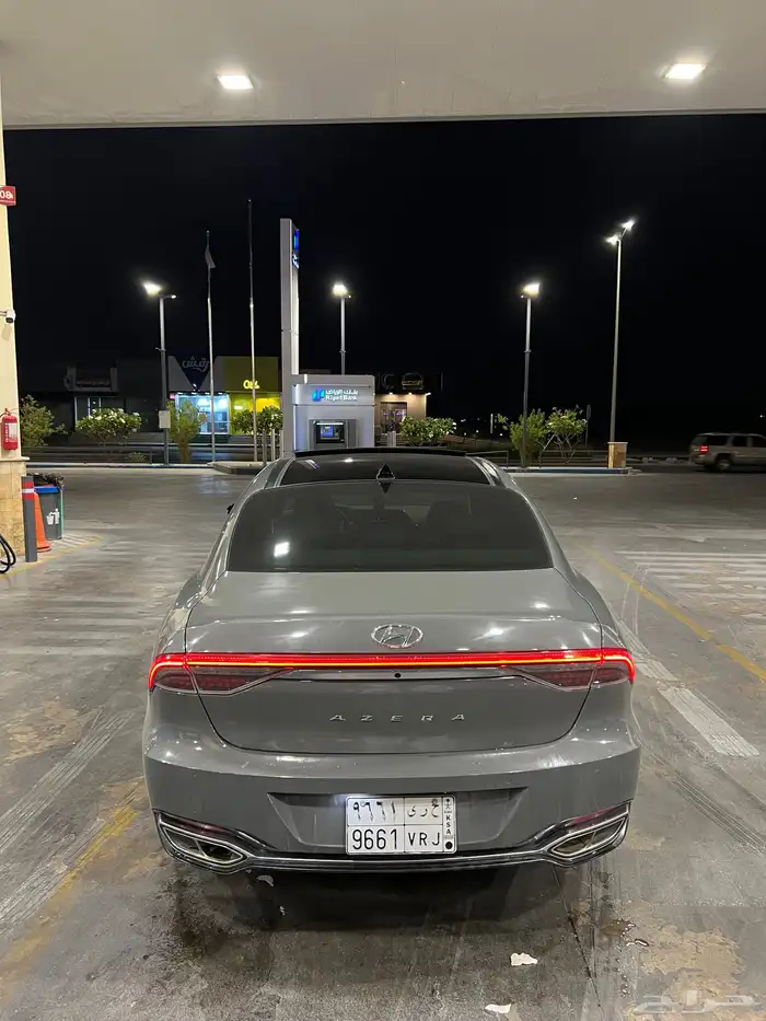 ازيرا بريميوم 2021 7