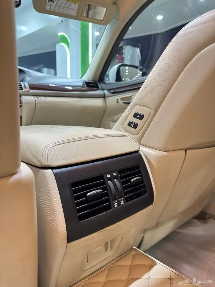 لكزس LS460 2015 وكالة 55