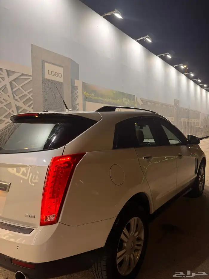 سياره نظيفه بسعر ممتاز - كاديلاك Cadillac SRX 2013 2