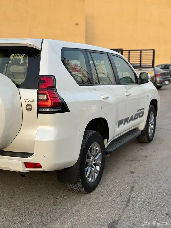 للبيع تويوتا برادو 2020 10
