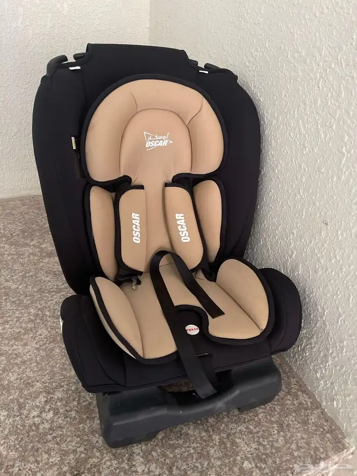 كرسي سيارة 0