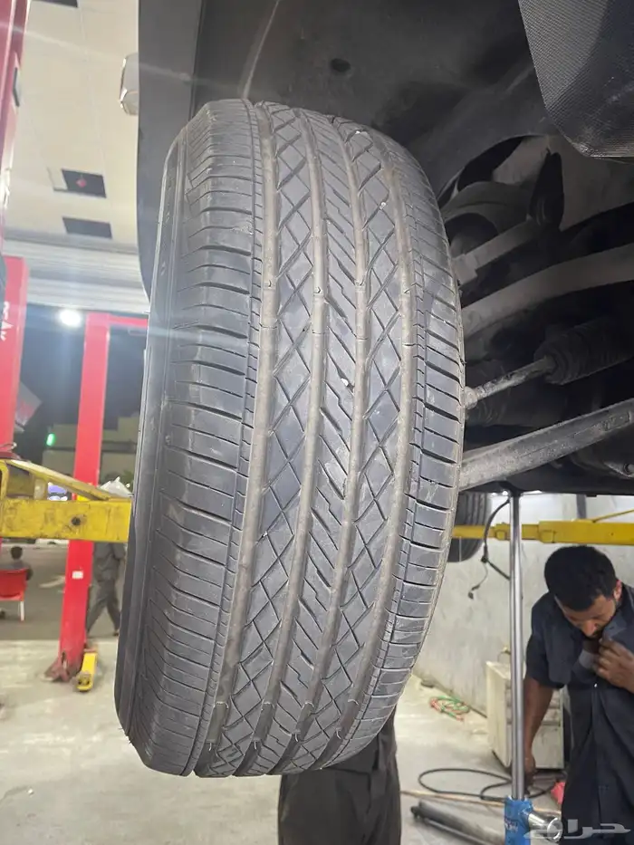 جنوط مع كفرات نظيفه جدا 5