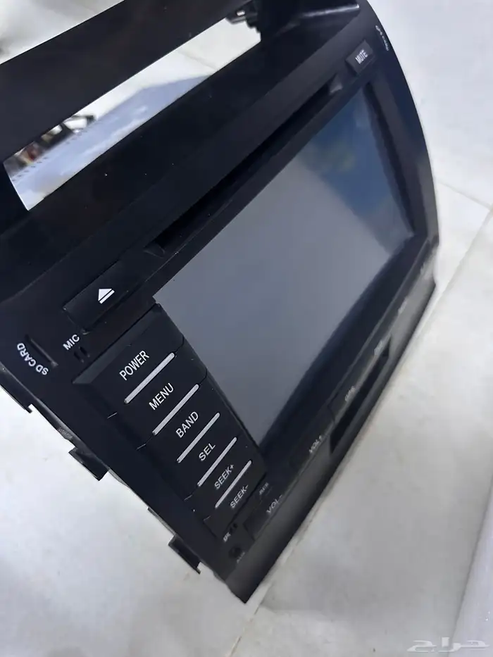 شاشة صالون لاندكروزر من 2010 الى 2015 0