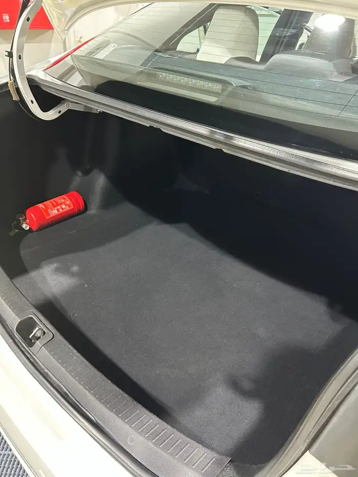 كورلا مكينة كبيرة 2.0 9