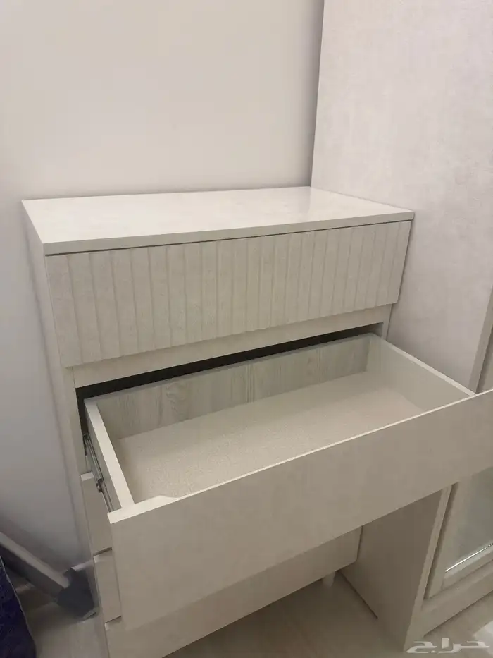 للبيع درج عدد 5 3