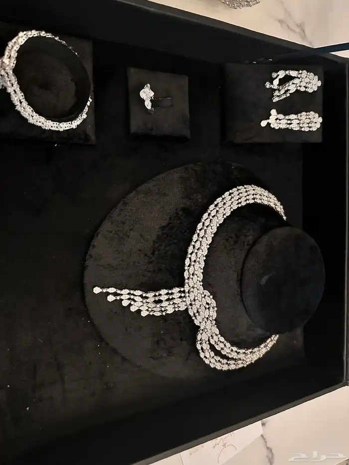 طقم مطلي ألماس 0